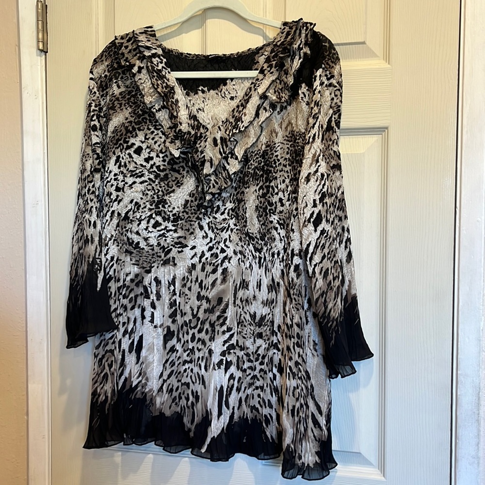 Beautiful used condition Gerry Weber top